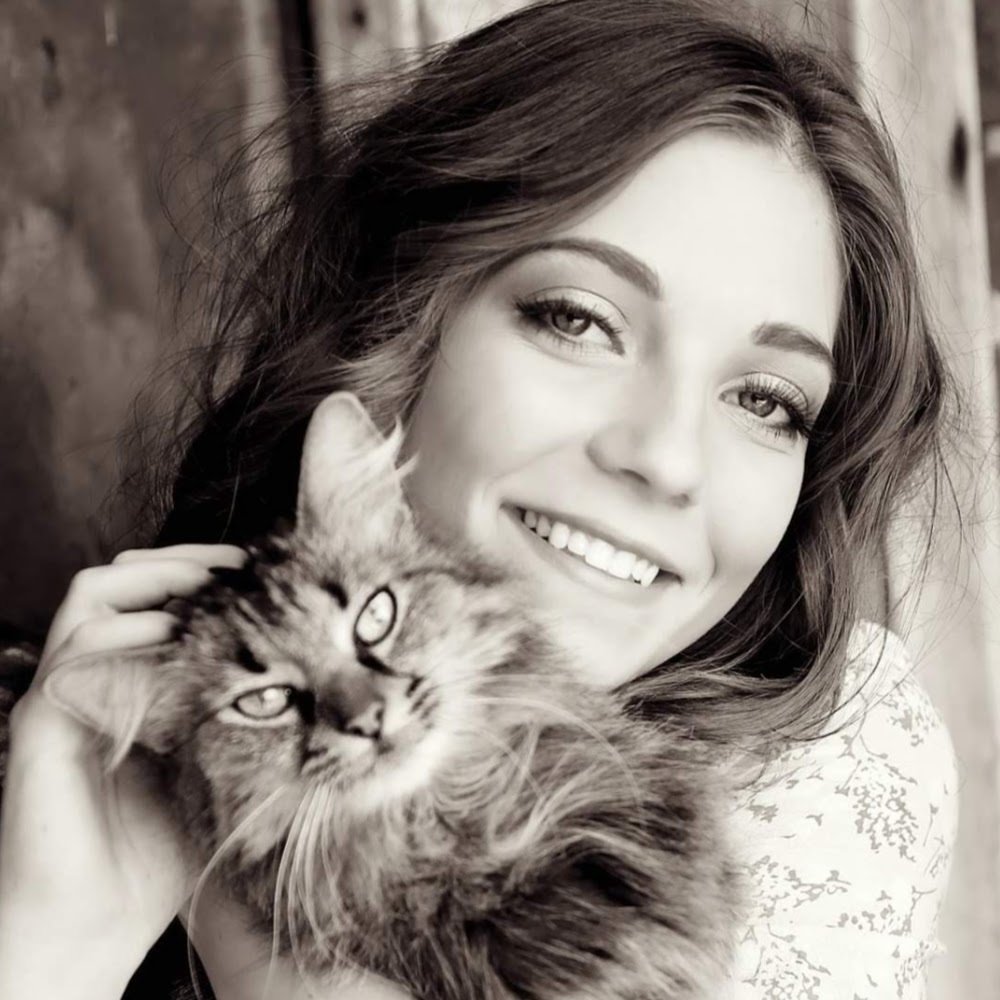 Meet your Posher, Devan